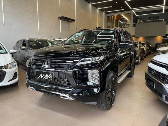 MITSUBISHI PAJERO SPORT 2.4 16V MIVEC TURBO DIESEL LEGEND AWD AUTOMÁTICO MITSUBISHI PAJERO SPORT 2.4 16V MIVEC TURBO DIESEL LEGEND AWD AUTOMÁTICO